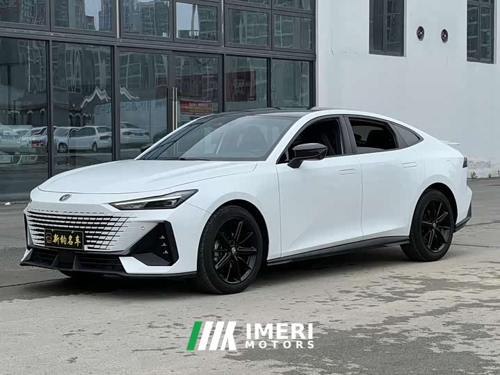 Changan UNI-V 2023 1.5T premium