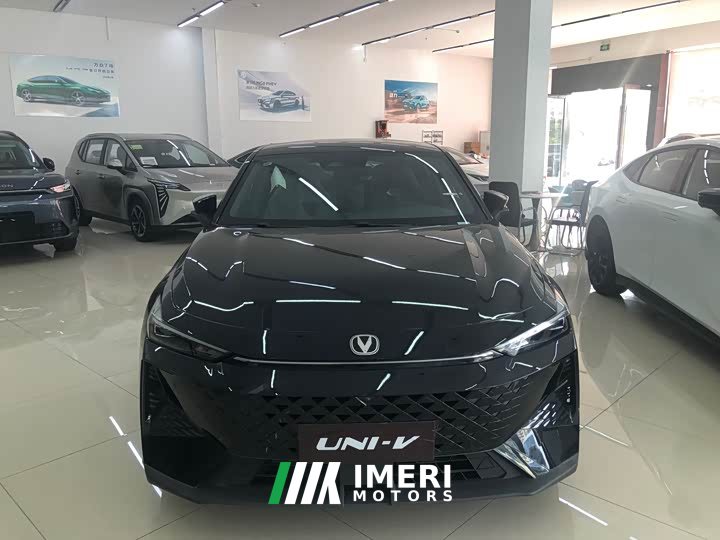 Changan UNI-V 1.5T premium