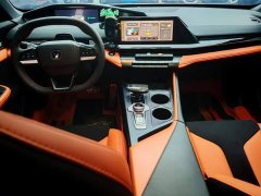 Changan UNI-V 2022 1.5T sports version - ფოტო 9