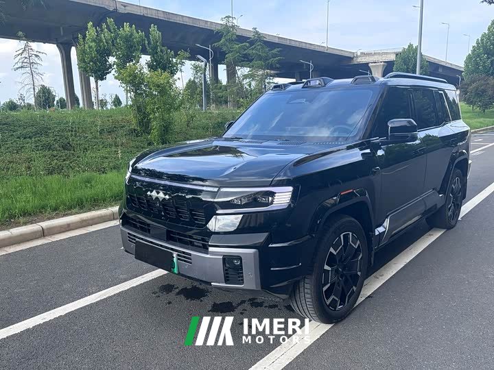 Fangchengbao Leopard 8 Zhiyong flagship version 7 seats