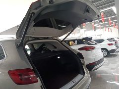 Hongqi HS5 2022 facelift 2.0T Zhilian Qixiang four-wheel drive version - ფოტო 19