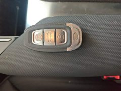 Hongqi E-QM5 2023 facelift basic travel version - ფოტო 9