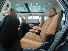 Hongqi HS7 PHEV 2025 facelift 2.0T PHEV four-wheel drive 2 million commemorative edition 6 seats - фото 11