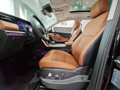 Hongqi HS7 PHEV 2025 facelift 2.0T PHEV four-wheel drive 2 million commemorative edition 6 seats - фото 9