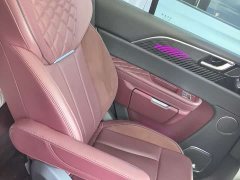 FAW Red Flag E-HS9 690km Range Flagship Edition Six-Seater - ფოტო 12