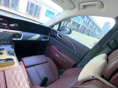 FAW Red Flag E-HS9 690km Range Flagship Edition Six-Seater - ფოტო 9