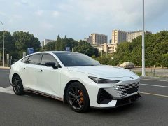 Changan UNI-V 2022 1.5T ZunGui Edition - ფოტო 3
