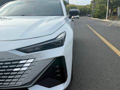 Changan UNI-V 2022 1.5T ZunGui Edition - ფოტო 4