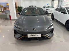 Changan UNI-V Third Generation 1.5T 500Bar Luxury Sport Edition - ფოტო 3