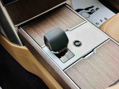 Land Rover Range Rover 3.0L V6 400PS Extended Wheelbase Prestige Edition - ფოტო 9