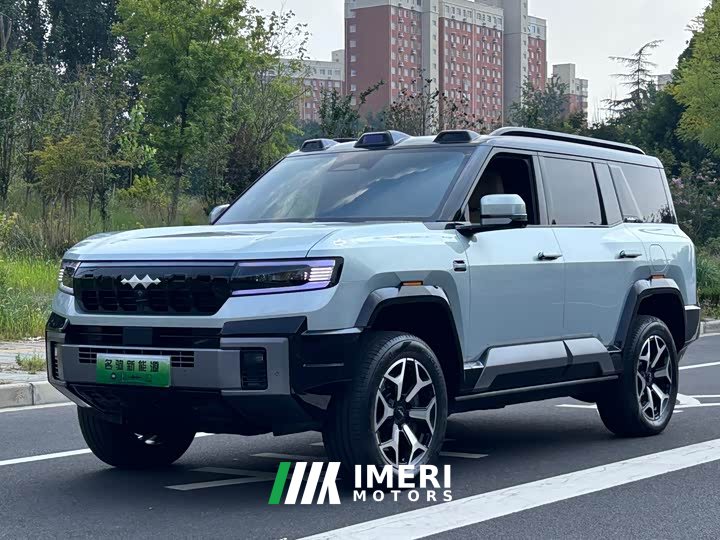 Fangchengbao Leopard 8 Zhiyong flagship version 7 seats