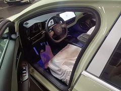 Hongqi EH7 2025 690 Smart Select Edition - ფოტო 16