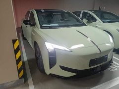 Hongqi EH7 2025 690 Smart Select Edition - ფოტო 4