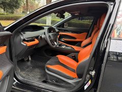 Changan UNI-V 2023 2.0T speed version - ფოტო 5