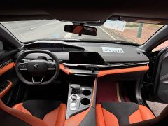 Changan UNI-V 2023 2.0T speed version - ფოტო 8