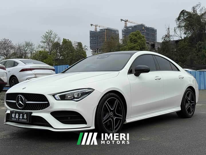Mercedes-Benz CLA (Imported) CLA 200 4MATIC
