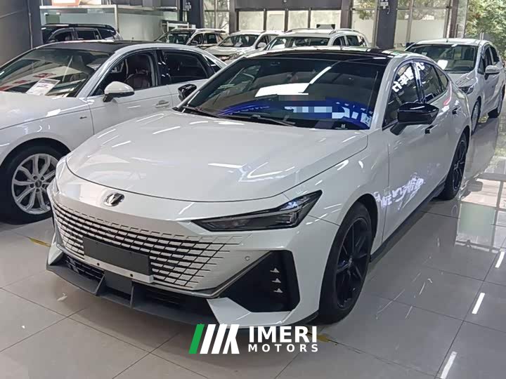 Changan UNI-V 1.5T ZunGui Edition
