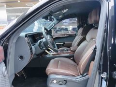 Hongqi Golden Sunflower Guoyao 2022 4.0T Monarch Flagship Edition 4 seats - ფოტო 7