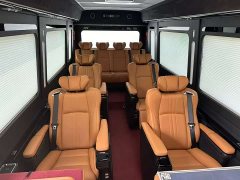 Hongqi Golden Sunflower Guoyue 2024 3.0T Business Edition 12-seater - ფოტო 4