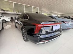 Hongqi H5 2023 2.0T automatic smart connected flag version - ფოტო 8