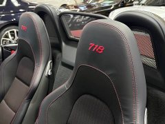 Porsche 718 2019 Boxster T 2.0T - ფოტო 18