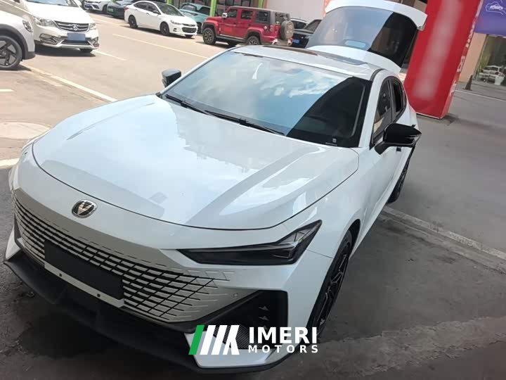 Changan UNI-V Smart iDD Smart iDD 1.5T 113km smart fun