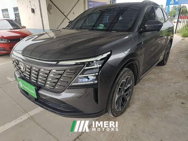 Changan CS75PLUS third generation championship version 1.5T smart driving and powerful