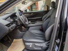 Hongqi E-QM5 2021 online appointment charging basic version 4 seats - ფოტო 9