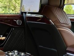 Hongqi Golden Sunflower Guoyao 2022 4.0T Monarch Flagship Edition 4 seats - ფოტო 8