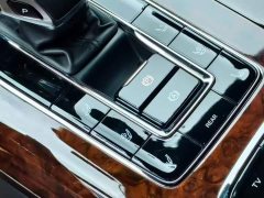 Hongqi Golden Sunflower Guoyao 2022 4.0T Monarch Flagship Edition 4 seats - ფოტო 8