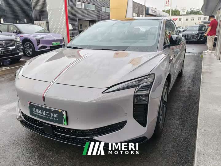 Hongqi EH7 640 four-wheel drive smart version