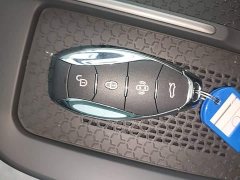 Hongqi EH7 2025 690 Smart Select Edition - ფოტო 9