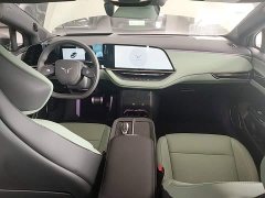 Hongqi EH7 2025 690 Smart Select Edition - ფოტო 10