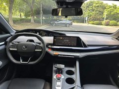 Changan UNI-V 2022 1.5T ZunGui Edition - ფოტო 8