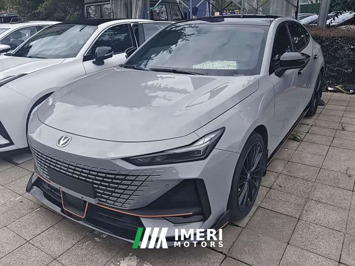 Changan UNI-V 2023 1.5T sports version