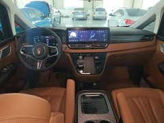 Hongqi HQ9 PHEV 2024 2.0T AWD Business Edition - ფოტო 10