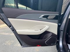 Hongqi H5 2023 2.0T automatic smart connected flag version - ფოტო 17