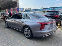 Hongqi H5 2023 2.0T automatic smart connected flag version - ფოტო 6