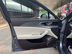 Hongqi H5 2023 2.0T automatic smart connected flag version - ფოტო 8