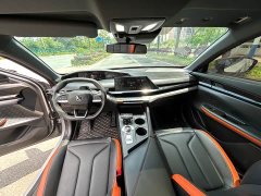 Changan UNI-V 2022 1.5T ZunGui Edition - ფოტო 5