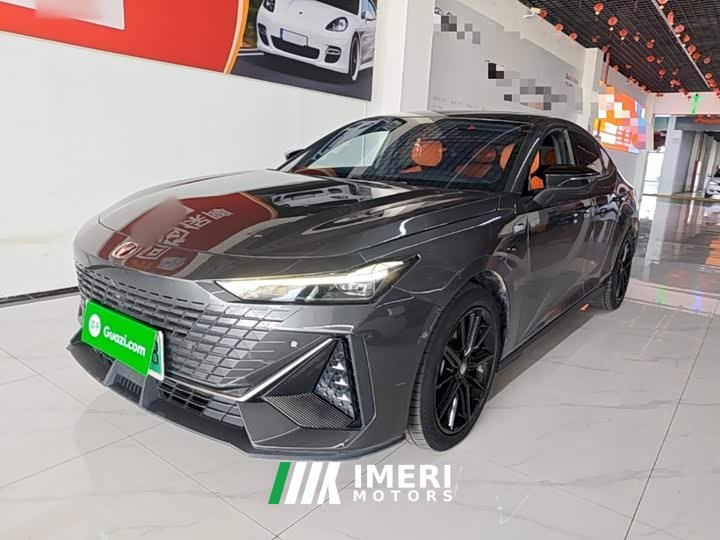 Changan UNI-V Smart iDD Smart iDD 1.5T 113km smart fun