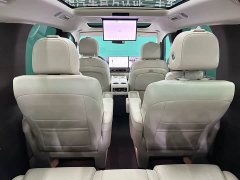 Li Auto Li Xiang MEGA Ultra - ფოტო 13
