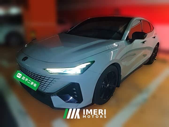 Changan UNI-V 1.5T premium