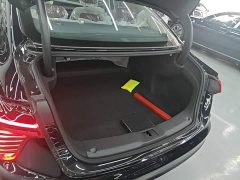 Ora Hongqi H5 2025 2.0T automatic Xuanying 2 million units commemorative edition - ფოტო 15