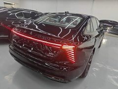 Ora Hongqi H5 2025 2.0T automatic Xuanying 2 million units commemorative edition - ფოტო 5
