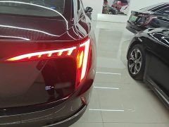 Hongqi E-QM5 2023 facelift basic travel version - ფოტო 8