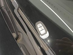 Hongqi E-QM5 2023 facelift basic travel version - ფოტო 9