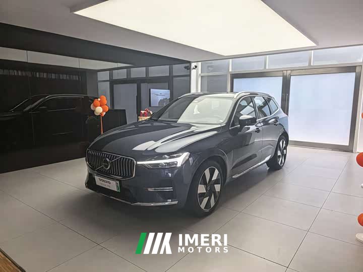 Volvo XC60 plug-in hybrid 2025 plug-in hybrid long-range four-wheel drive Zhiya luxury version