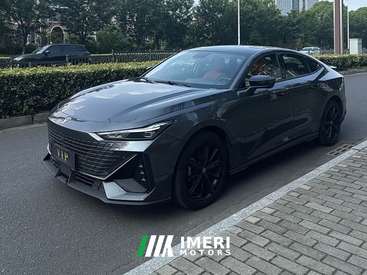 Changan UNI-V 1.5T premium