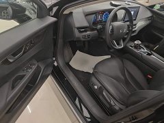Hongqi E-QM5 2023 facelift basic travel version - ფოტო 16